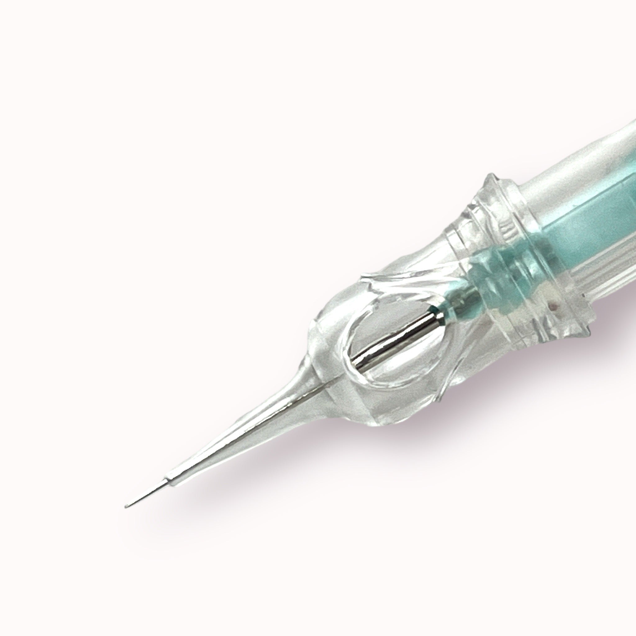 Close-up of Bella3D Supreme Needles - PMU Cartridges with a precision needle tip for permanent make-up applications